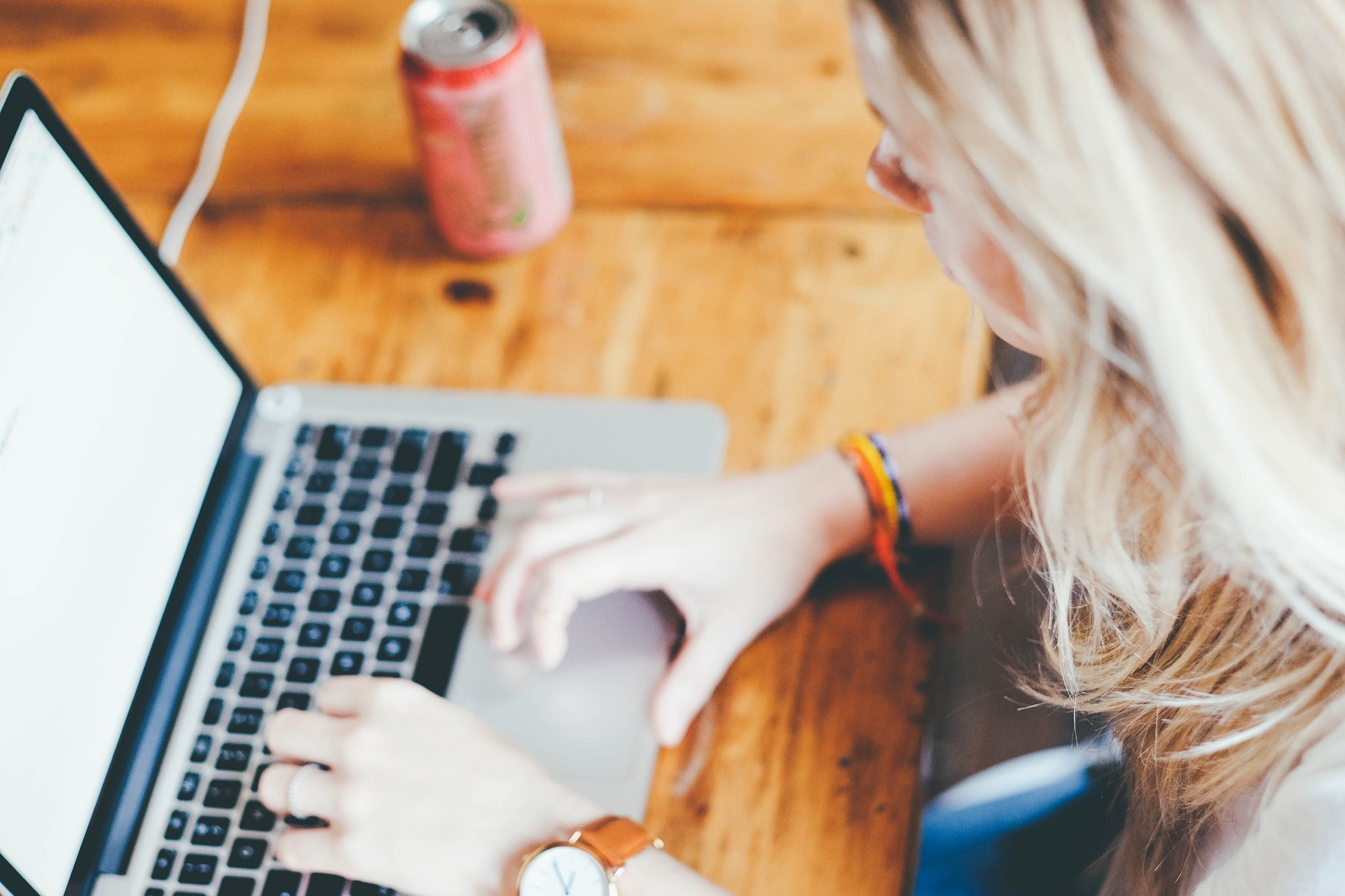 a woman working on the computer